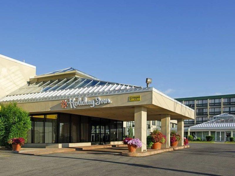 Holiday Inn Toronto Airport East, An Ihg Hotel Exterior photo